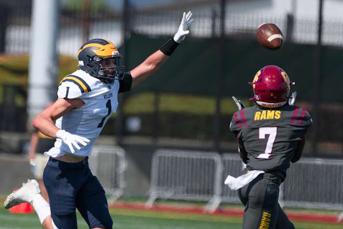 Central Catholic Oregon vs Bellevue Washington football September 2 2023 Ken Waz 55